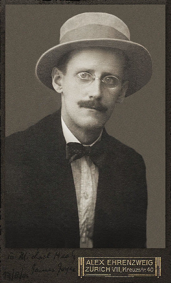 James Joyce by Alex Ehrezweig, 2015: https://commons.wikimedia.org/wiki/File:James_Joyce_by_Alex_Ehrenzweig,_1915_restored.jpg. 