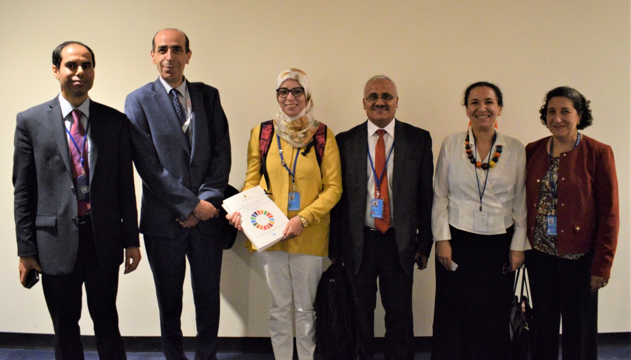 IFLA's representative Zoubeida Bouallagui with the Tunisian delegation