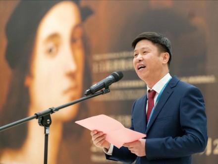 Speech by Fang Jiazhong, Director of Guangzhou Library