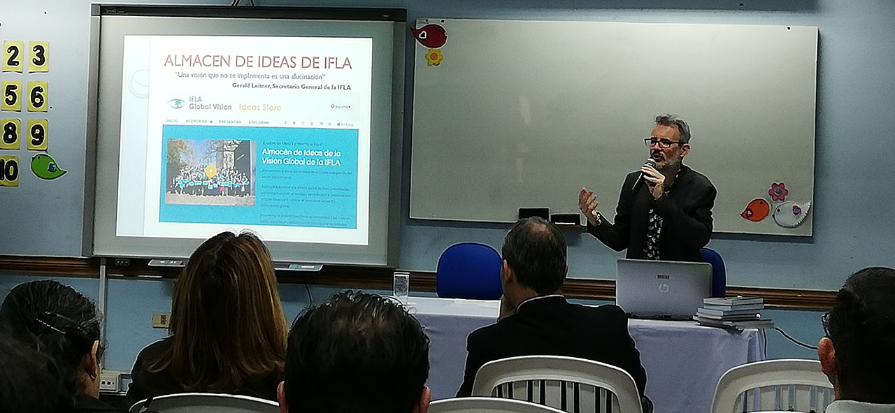 IFLA NPSIG member, AndrÃ©s Reinoso, spoke at the IFLA Strategy meeting in Paraguay.